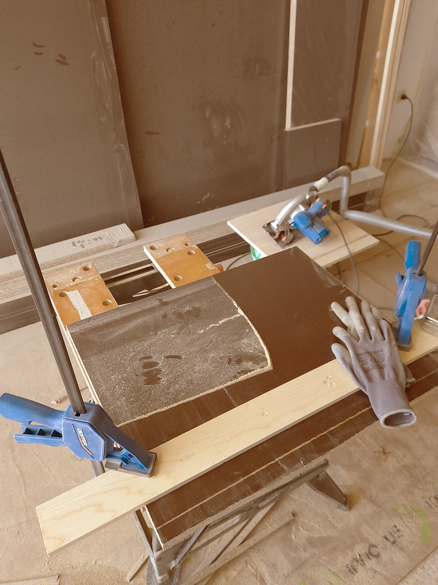 Trabalho de carpintaria Mobi escritório